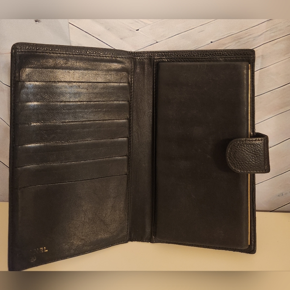 Chanel Kisslock! Continental Wallet With Coin Purse. Chanel! - Picture 14 of 14